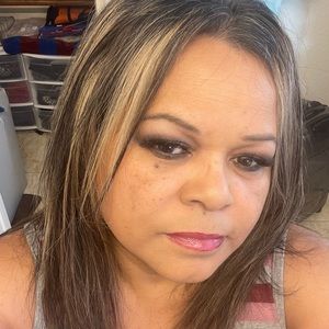 Meet your Posher, Norma